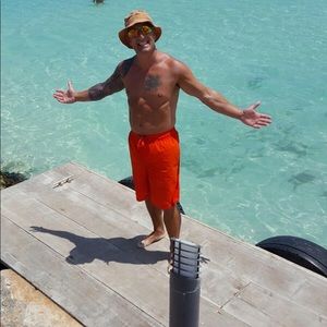 Meet your Posher, Guy